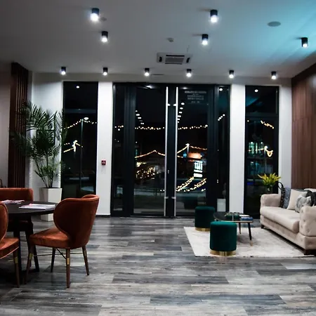 Отель Ub Business & Wellness